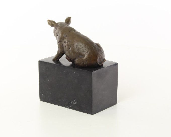 BA09. Bronze sur marbre d'un cochon