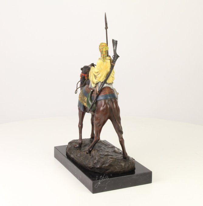 BD33. Bronze sur marbre Cavalier Berbère