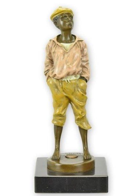 BD27.Bronze sur marbre peint "Garçon siffleur"