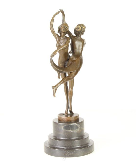 BD35. Bronze sur marbre de deux danseuses