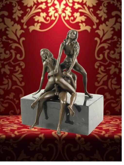 BE04. Troupe érotique