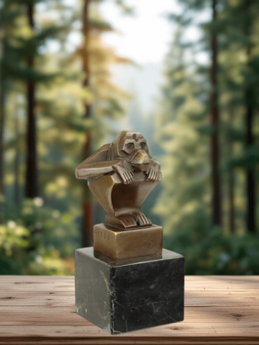 BA27. Bronze sur marbre d'un Gorille