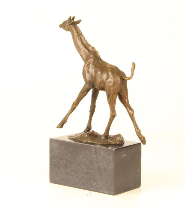 BA14.Bronze sur marbre d'une girafe