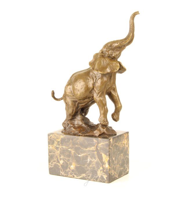 BA15. Bronze sur marbre d'un éléphant