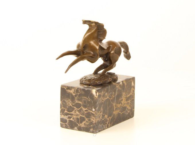 BA29.Bronze sur marbre d'un cheval sculpture moderne