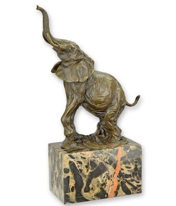 BA15. Bronze sur marbre d'un éléphant